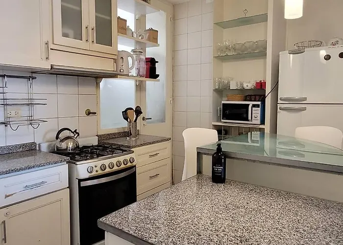 Appartement à 2 Chambres à Coucher